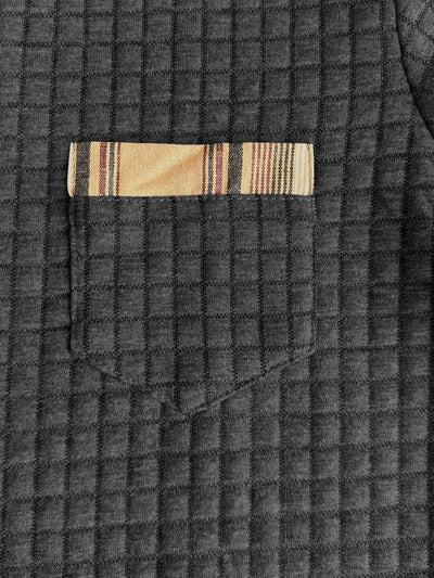 Hugo™ | Élégance décontractée avec une touche de caractère